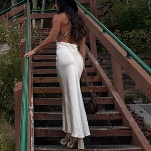 Elegant White Maxi Dress